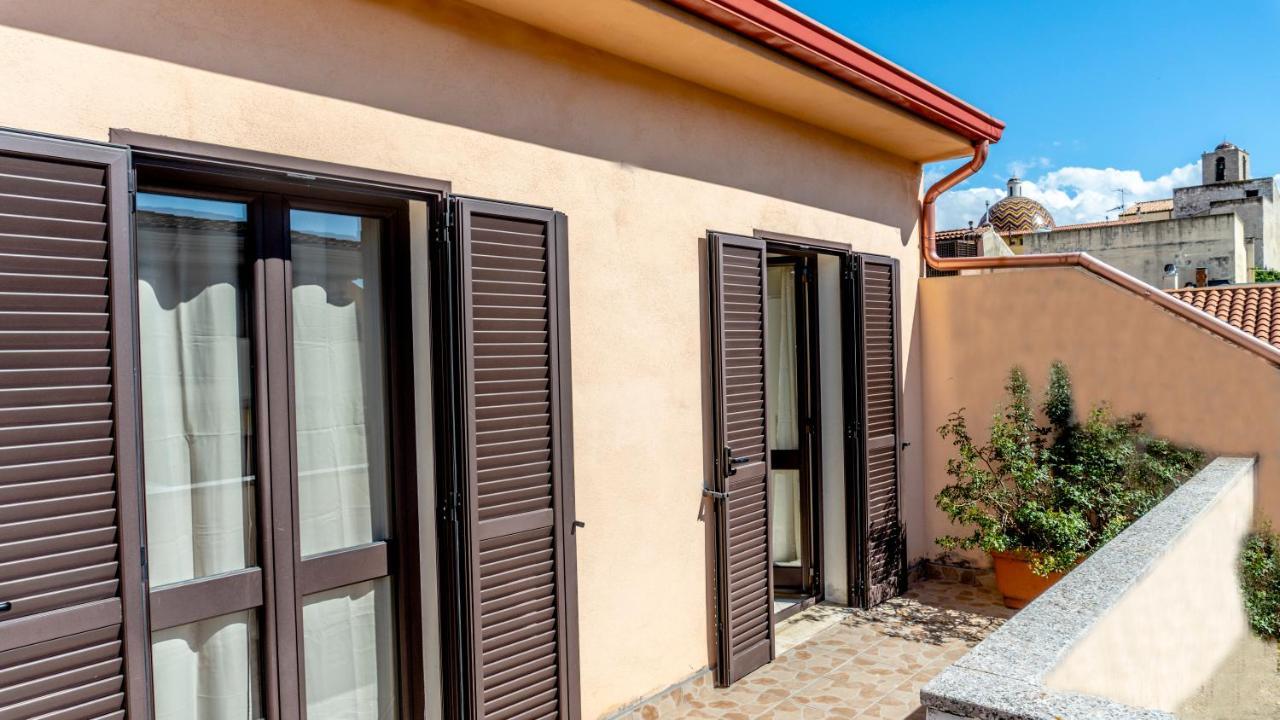 Sa Domu Downtown - Pms Casevacanze Olbia Exteriör bild