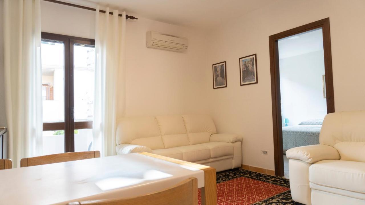 Sa Domu Downtown - Pms Casevacanze Olbia Exteriör bild
